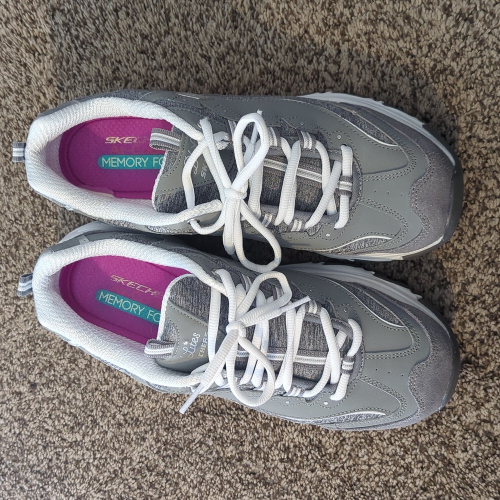 Women's Skechers D'Lites Size 11